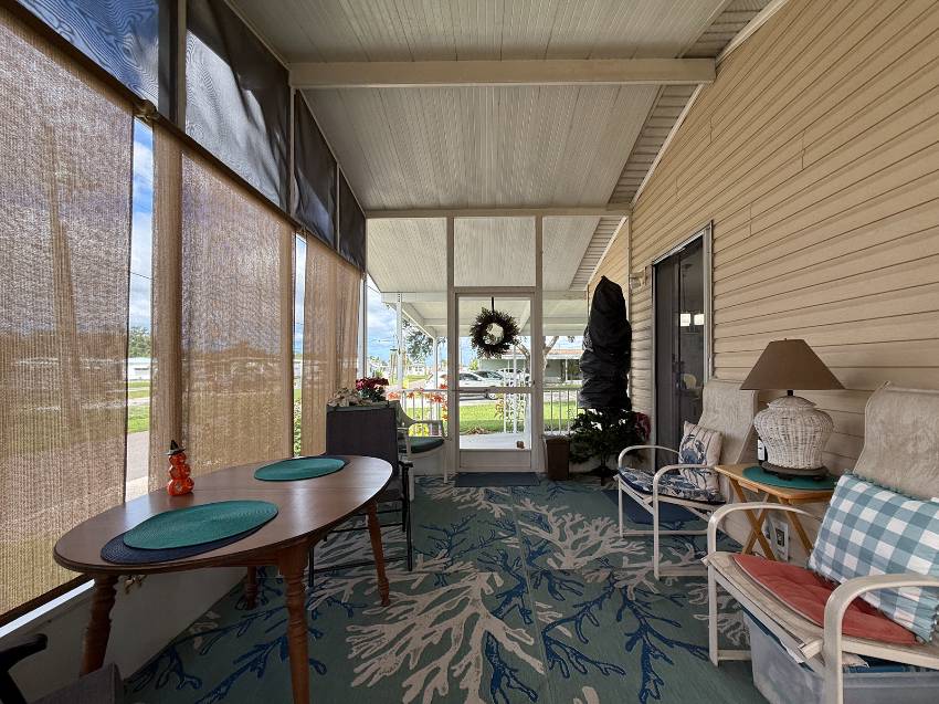 17 West Road a Palmetto, FL Mobile or Manufactured Home for Sale